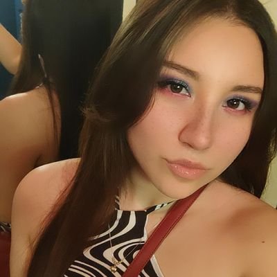 ziara_dev's profile picture. System.out.println(''Backend dev queriendo dominar los elementos del fullstack, para eso tengo la misión de derrotar a mi enemigo natural: el frontend.'');