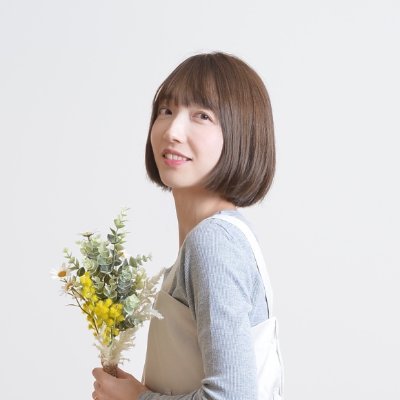 sa_liendesign's profile picture. 【汲み取り力×共感力で“伝わる・届く”UI/UXをご提案】ユーザーにやさしく、企業の想いも伝える導線設計💐｜HP・LP・アプリデザイン・スライド制作 etc｜業務委託4社｜ビジネスの成長を支えるパートナー｜12時間以内に返信🤝｜11月下旬〜⭕️｜無料相談・ご依頼はお気軽にDMへご連絡ください💌