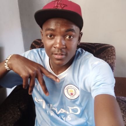 moffah244's profile picture. Extrafocus✌️