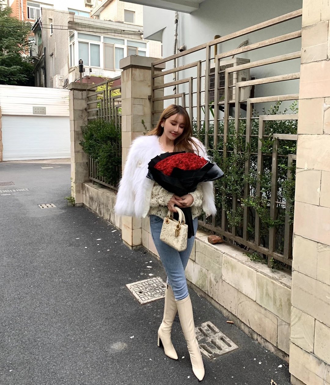 Nkn428RAs02K35's profile picture. Not everyone can make waves in my heart.