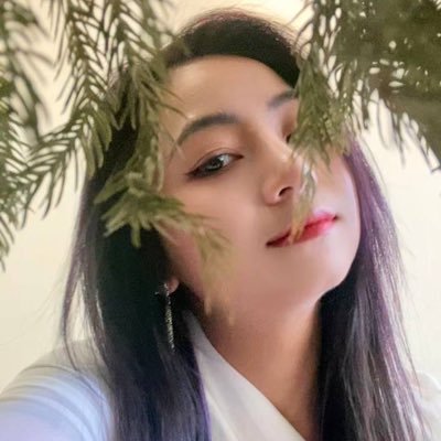 EvePutri2's profile picture. Choose the life you will live today