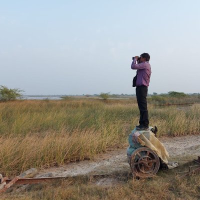 Assistant editor @IndianExpress in Gujarat. Politics, wildlife, agriculture, water-resources and other all things news. Retweets are for information