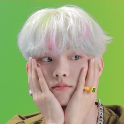 kyu_kloud03's profile picture. carrd coming soon (?) // chronic migraines // changmin + tbz 🩷