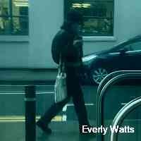 ererlyvwattss's profile picture. 🌟sending my selfies to nasa because i’m a star 🌟