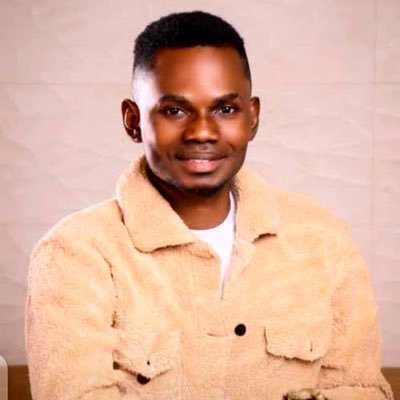 Promoter, CEO Luminous Wears, Blogger, social media manager/ Influencer, content creator, writer, entrepreneur, singer, presenter, journalist and more..