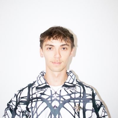 ad_aaap's profile picture. 🧑‍💻@/adaaap 🧢@/maisonepine