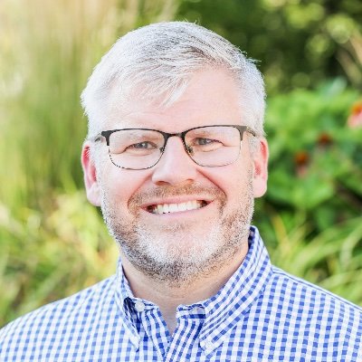Tech analyst and advisor covering app development, AI and dev/ops.