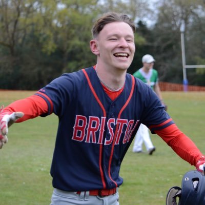 Freelance Journalist ✍️ Player and Director for @BristolBaseball ⚾️ MA Journalism at UWE 📚 Commentator for @BathCity_FC 🎙️#readingfc 💙🤍