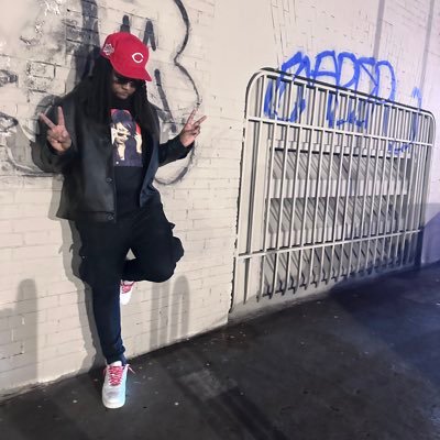 #LLL 🙏🏾 #LLA 🐜 #LLC 🌥️ #LLA 🎩 #LLKS 🕺🏾 🕊️🙏🏾