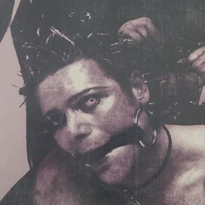 johnyXrocket's profile picture. Im sarcastic and blessed with a dry and facetious humor.