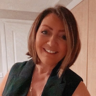 giddysmurf's profile picture. You see me scrolling, you hating 😂