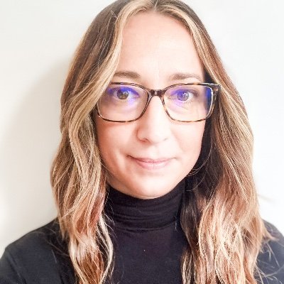 #Cybersecurity #marketer, 🧑🚒 wife, 🐶🐶, #music lover, tenacious #Sagittarius, closet data geek. Currently working at NCC Group. My tweets are my own.