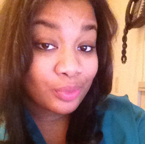 stay_gold3n's profile picture. 