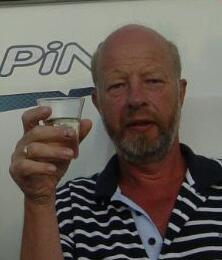 jelnonja's profile picture. 