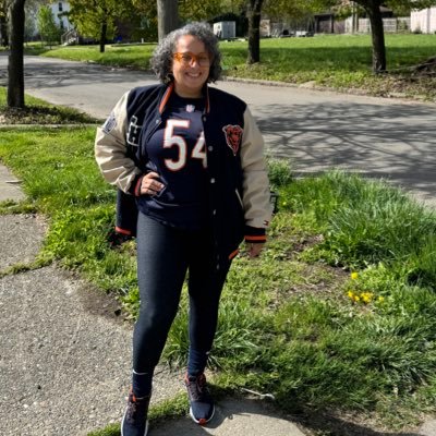 I am happy being perfectly me .. a proud bears 🐻 fan, weightlifting lover, a mom of now 8 and 7 grands. married to my best friend and the CFO of an amazing co!