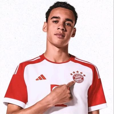 Jamal Musiala, born February 26, 2003 in Stuttgart, is a German international footballer who plays as an attacking midfielder for Bayern Munich.