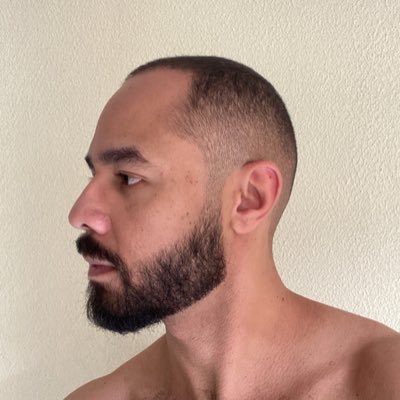 eu disse que isso mulher ela pegou e disse mulher a bicha eu peguei ô bicha o que foi isso mulher ela disse ói não se meta