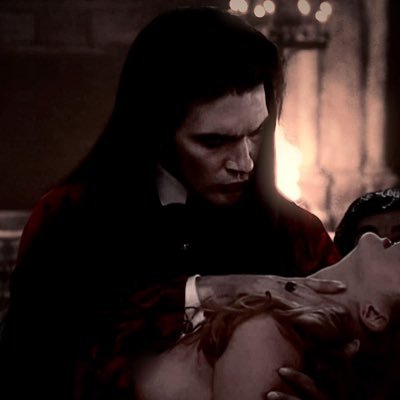 vampire kisser