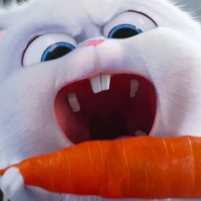 stayeatlove's profile picture. 