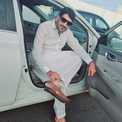 زندگی میں یہ ہنر بھی آزمانا چاہیئے
❣️❣️
جنگ کسی اپنے سے ھو تو ہار جانا چاہیئے..!!' *