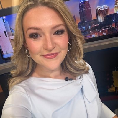 @WEWS Emmy award-winning Anchor/Reporter • Rescue Mom 🐶🐱 •RTs/links ≠ endorsements • #TeamCBK •📸@tessontv • STORY? tessa.ditirro@wews.com