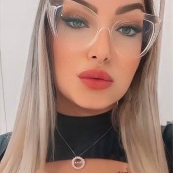When it gets cold and it feels like the end there's no place to go you know I won't give in. /insta: talitavianna7
