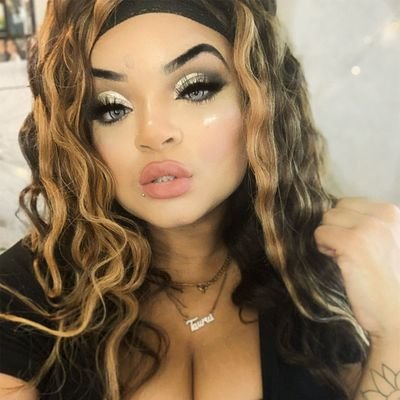 @Diamonddivine0 findom pig