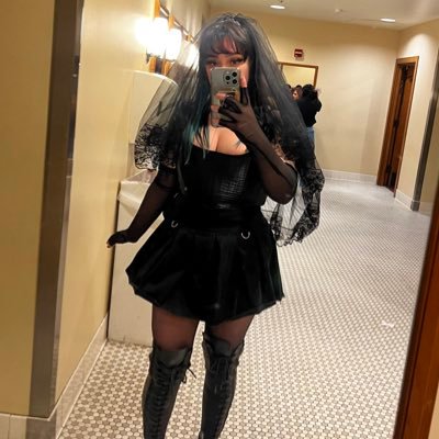🕸what’s chaos to the fly, is normal to the spider🕷