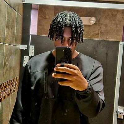 Zayyyethehiro's profile picture. 