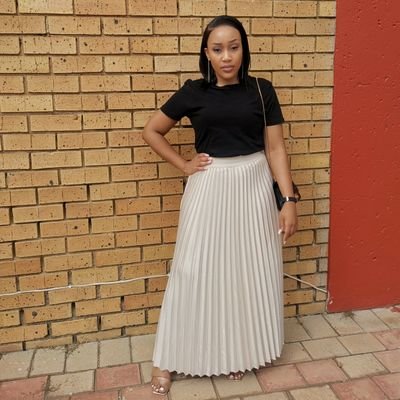 FaithLuu_Mudau's profile picture. Economist || Event coordinator || Makeup artist  || Pisces ||travel enthusiasts || Content Creator || IG:Lutendo_Hopolang