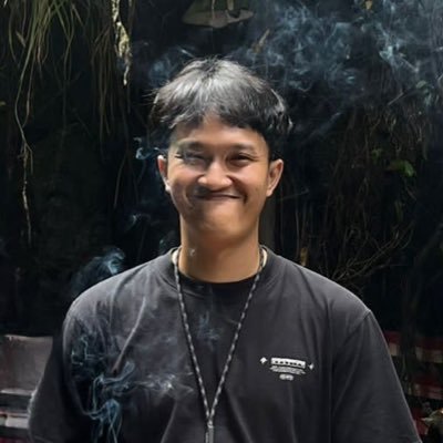 gak apa-apa jelek, yang penting gak ganteng.