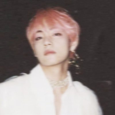 lnstrwbr's profile picture. 🎧estp 20 libra ꩜ i love kim taehyung! ꩜