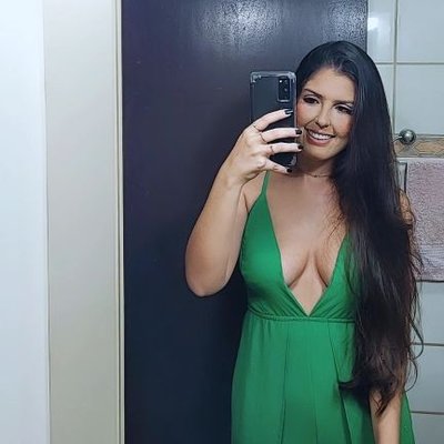 carolisouza's profile image