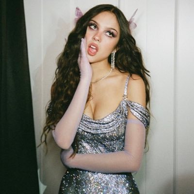 good4lacy's profile picture. you hate olivia rodrigo and expect me to retweet your missing sister?