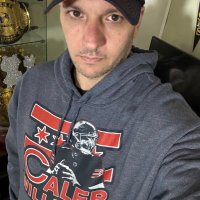 B (@teamstradley) 's Twitter Profile