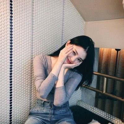 ketiakterbang8's profile picture. 