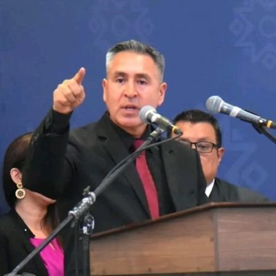 Gobernador de la Provincia de Santo Domingo de los Tsáchilas/ Piloto 👨🏻‍✈️ del Ejército/ Magister en Estrategia y Táctica Terrestre