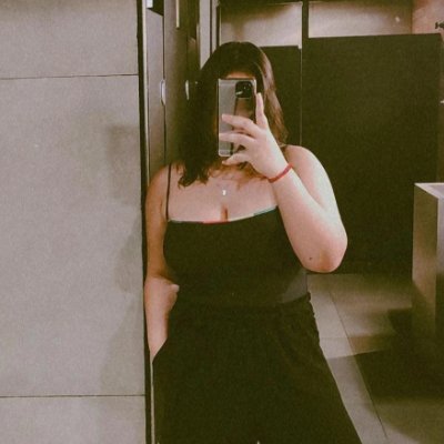 Fadafixada's profile picture. vibe caótica, depressiva, tóxica e surtada 🍉