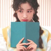 thaís 🎧🤍✈️ #studytwt (@tatastudyvlog) 's Twitter Profile