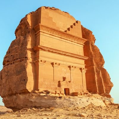 حساب يساهم في التعريف بتاريخ وآثار وحضارة المملكة العربية السعودية