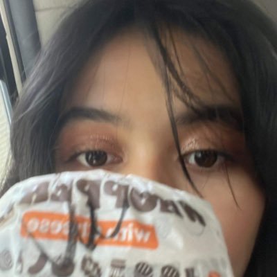 annniieee14's profile picture. 