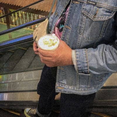 alhamdvlillove's profile picture. Can't swim, can't dance, don't know karate