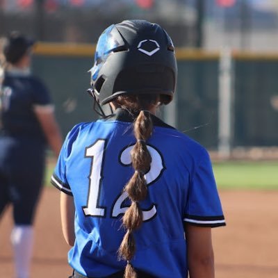 2025| 3.9 GPA| CVHS| OF| Bat/Throws: Left/Left| Email: Samanthagalindo2025@gmail.com