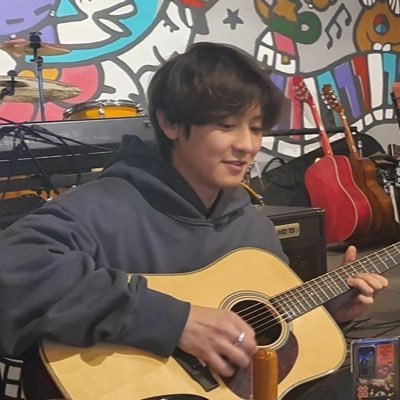 loeysutra's profile picture. exo. eng | esp | fan account