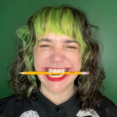 Boo! Horror & Sci-Fi Author 👻 Editor 🧛‍♀️ MFA in Writing 🧟‍♀️Books: Food Fright, Open House, Static Screams (3-6-24) (she/they) https://t.co/X9eaDToPAs