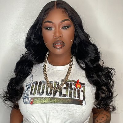 LucciVee Profile Picture