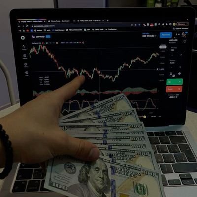 HELLO IAM EMILLYFX💸! a seasoned trader and market expert. Through my exclusive VIP channel, I provide access to: • 98% accurate trading signals💹 and many MORE