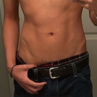 bihungteen409's profile picture. NSFW 18+| dm for customs | face on OF | freshly 18