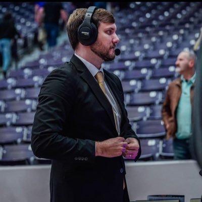PXP Voice for @SFA_MBB and @SFAWBB on ESPN+ // Freelance Broadcaster // SFA Alum #AxeEm