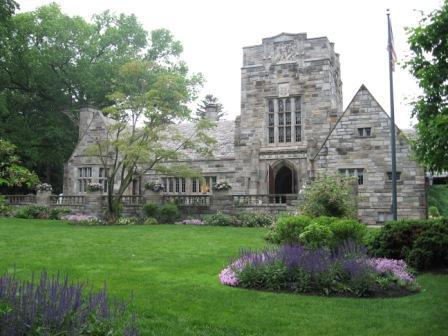 Unique wedding and event venue on Philadelphia's Main Line. Fairy tale ceremonies, receptions, elegant cocktail parties; a perfect backdrop to a perfect day!